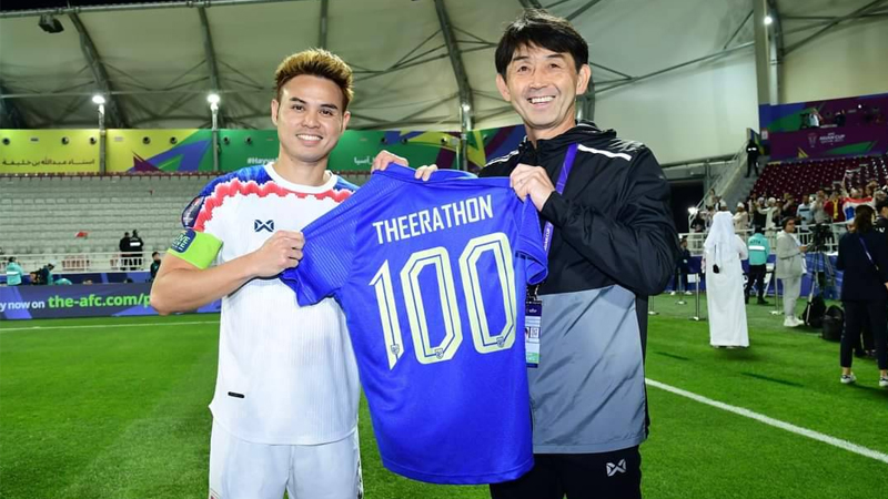 ธีราทร ดีใจรับใช้ทีมชาติไทยครบ 100 นัด